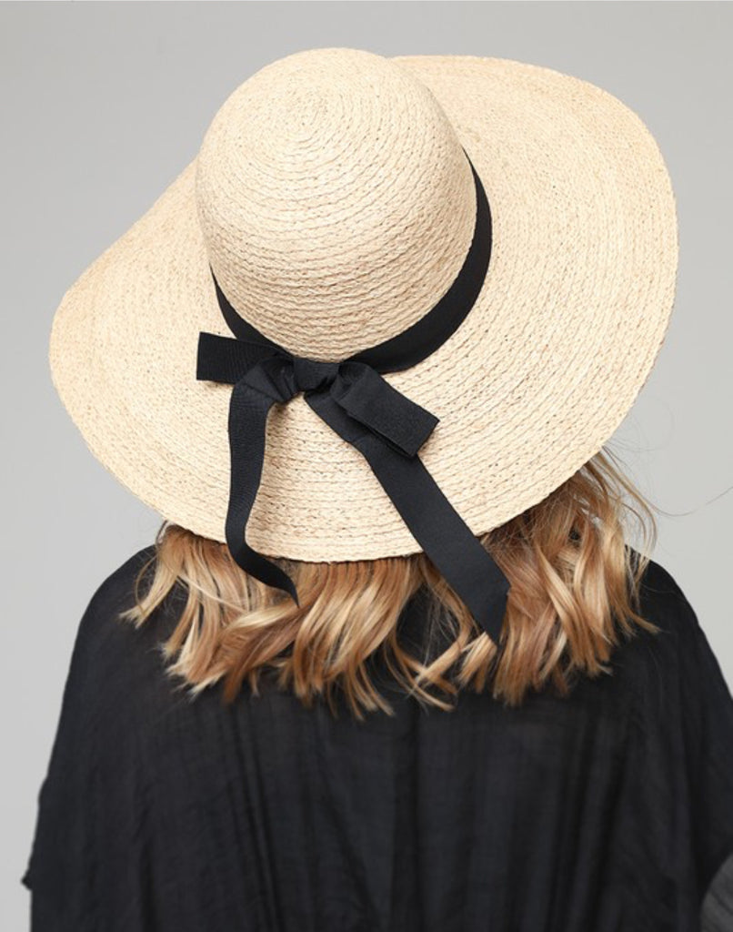 Raffia long brim sun hat with wide bow trim