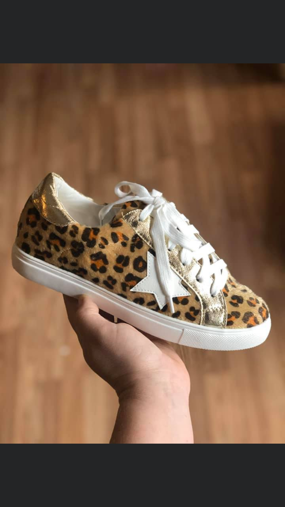 Leopard star sneaker/shoe