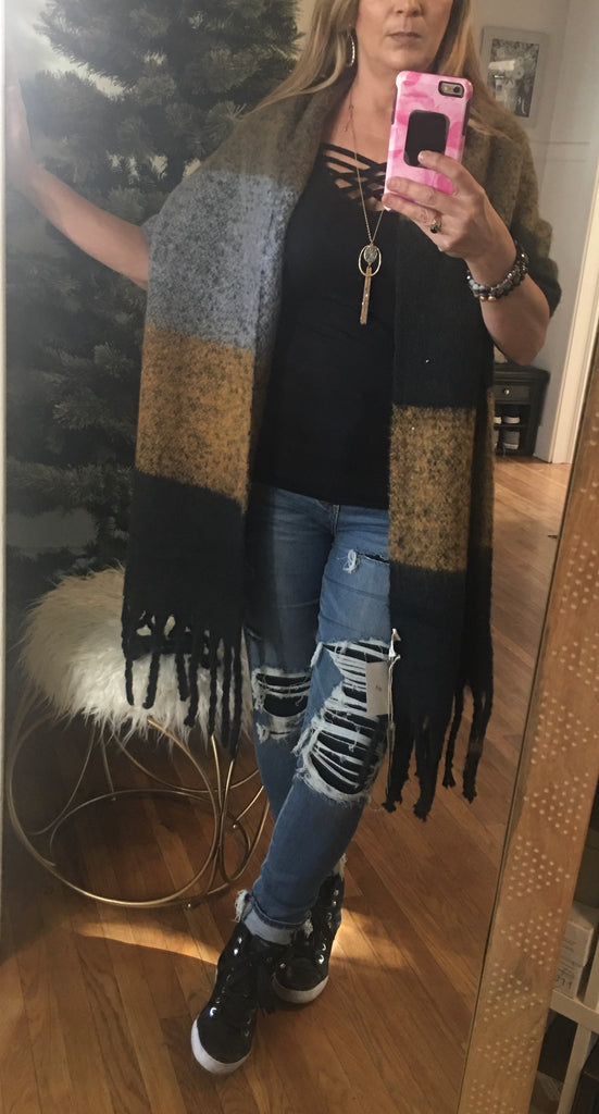 Extra long chunky winter scarf